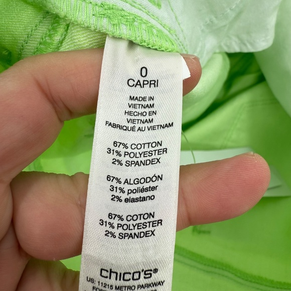 Chicos Jeans Women Small NEW Green Neon Slim Leg Capri Perfect Stretch Grlfrnd - Picture 7 of 13
